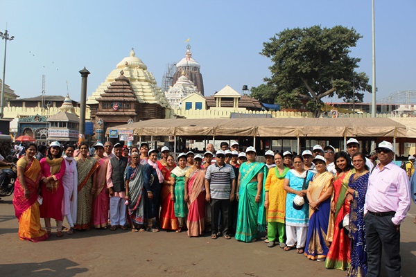 A group of pilgrims at the Jagannath Temple