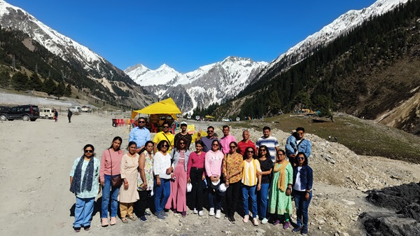 Pilgrims at the Vaishno Devi shrine