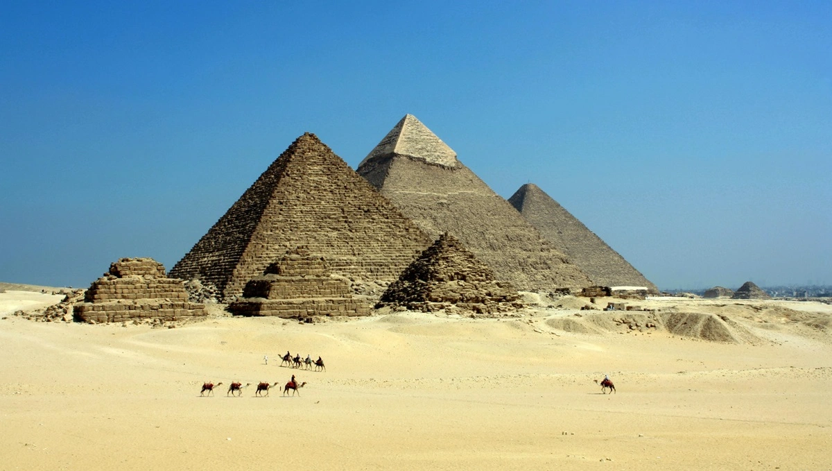 The Great Pyramids of Giza and the Sphinx