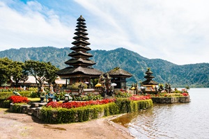 Tanah Lot Temple, a famous sea temple