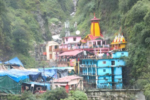 Yamunotri Temple and hot springs