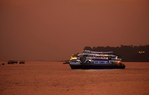 A sunset cruise on the Mandovi River