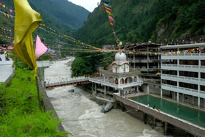Manikaran hot springs and Gurudwara