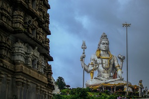 The massive Shiva statue at Murudeshwar